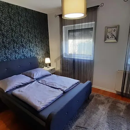 Rebeka Nyaralo Medencevel Holiday home